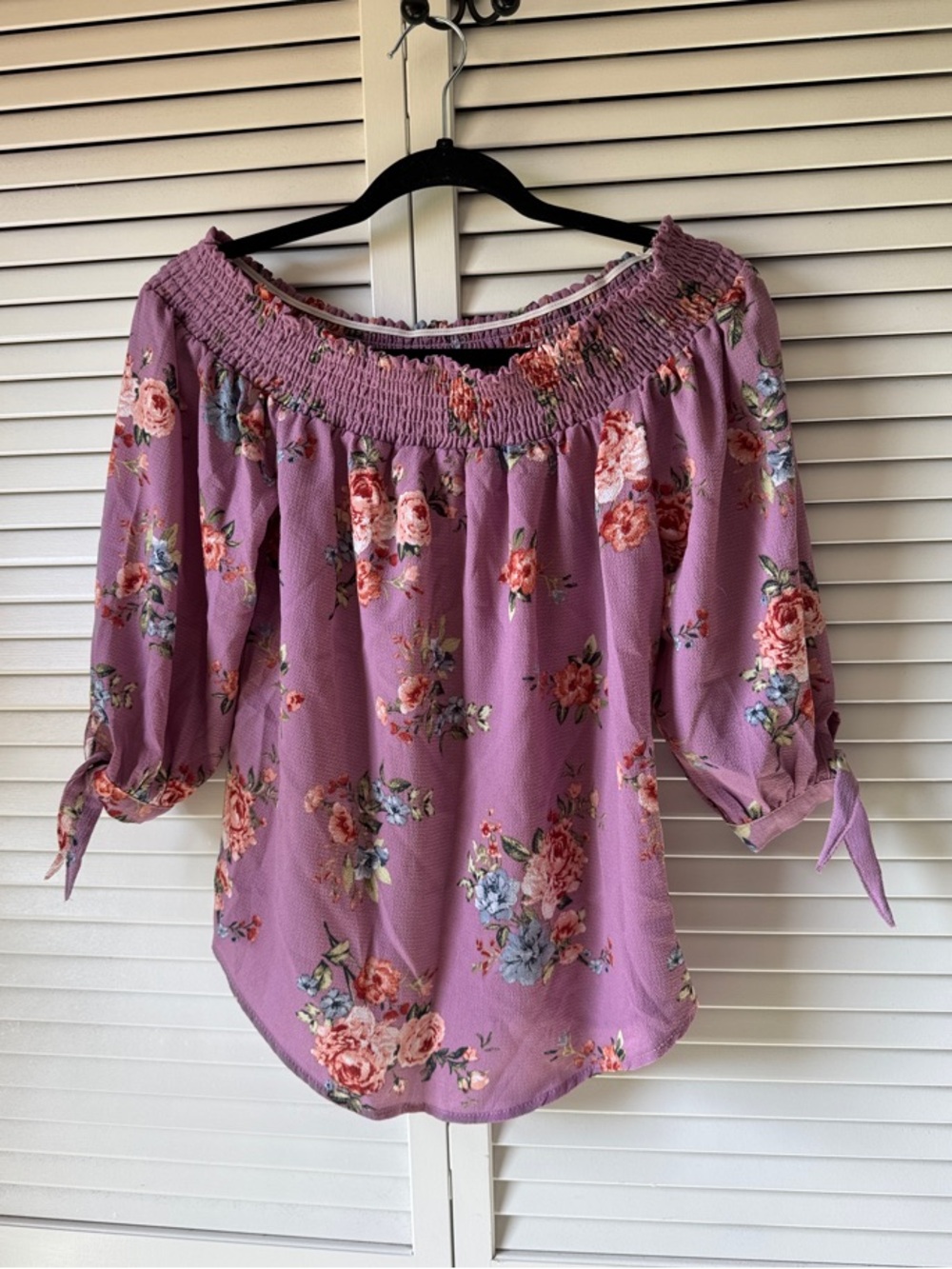 Rue21 Lavender Floral Off-the-Shoulder Blouse with Tie Sleeves